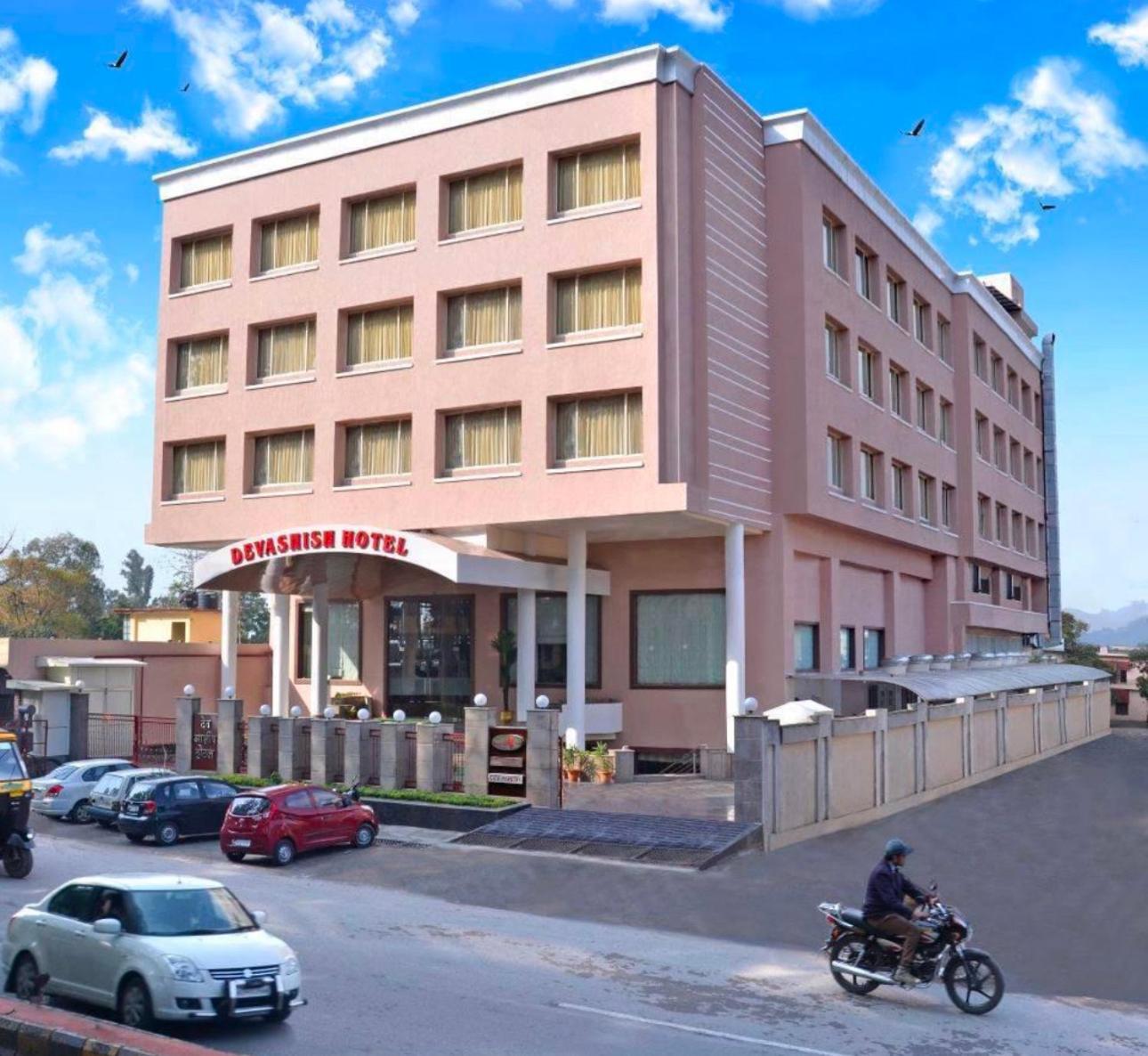Hotel Devashish Haldwāni Exterior photo