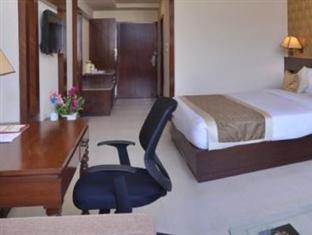 Hotel Devashish Haldwāni Exterior photo